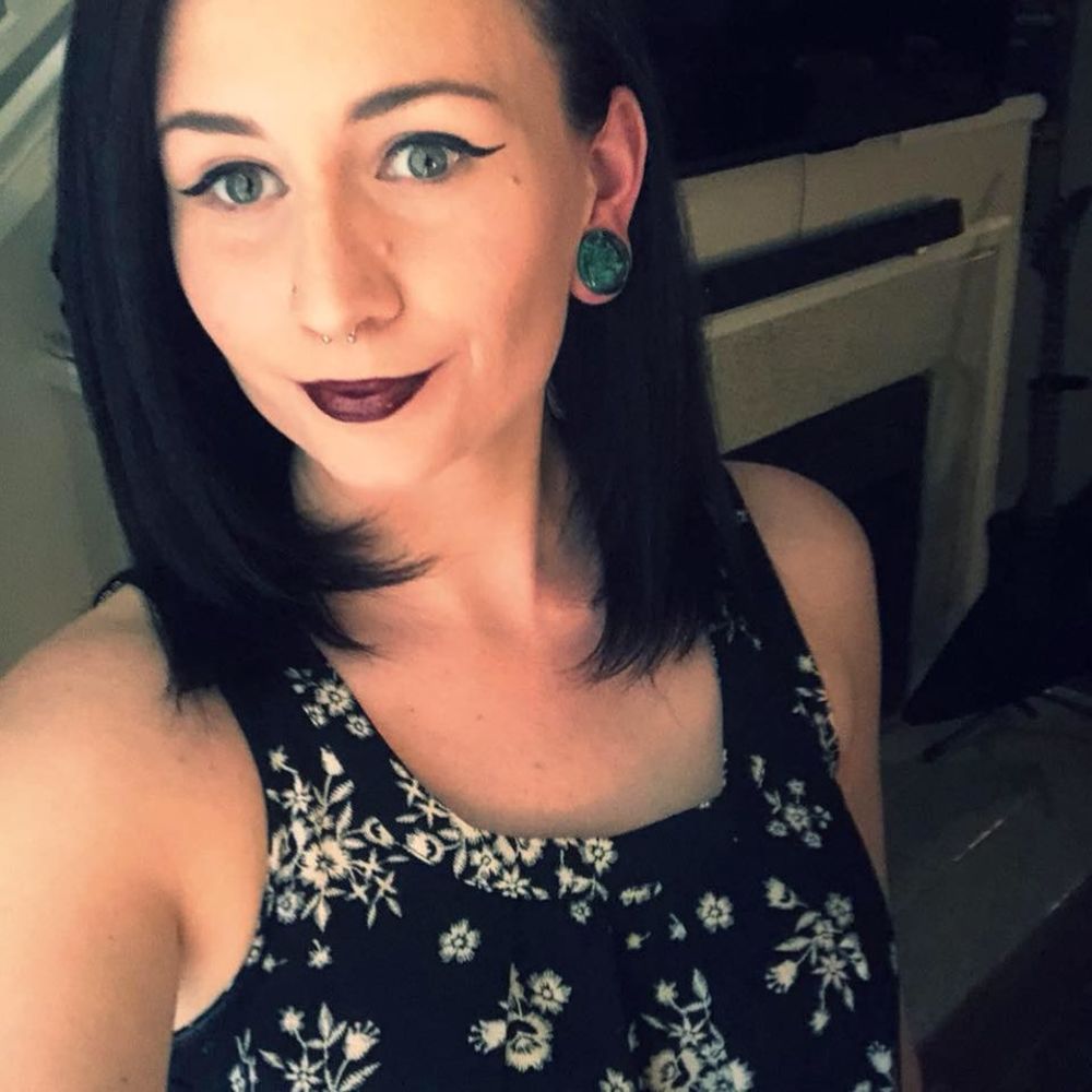 Meet your Posher, Whitney